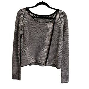 FunSport Black and White Sweater with Zipper Across Front Womens Medium